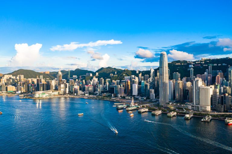 Top 7 Countries To Work As An ACCA Qualified Accountant - Stride Edutech Salary-of-an-ACCA-in-HONG-KONG-Stride-Edutech