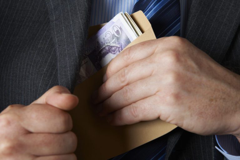 ACCA vs CA: Which Qualification Is Right For You? - Stride Edutech Salary-of-an-ACCA-vs-CA-Stride-Edutech